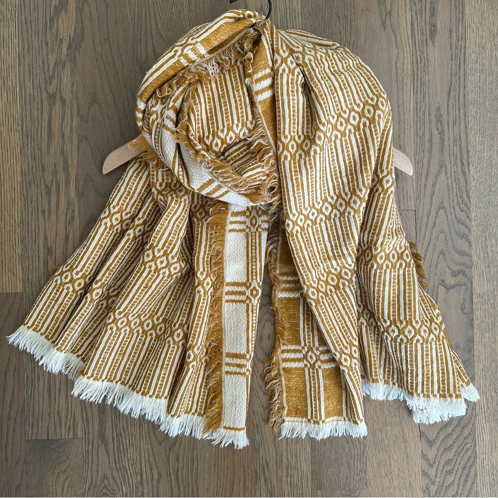 Madewell Wool Blend Fringe Detailed Geometric Scarf Wrap in Mustard Yellow Cream